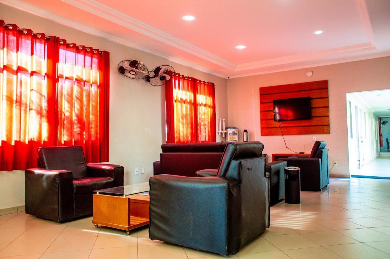 Ozaki'S Hotel Tailandia Bagian luar foto