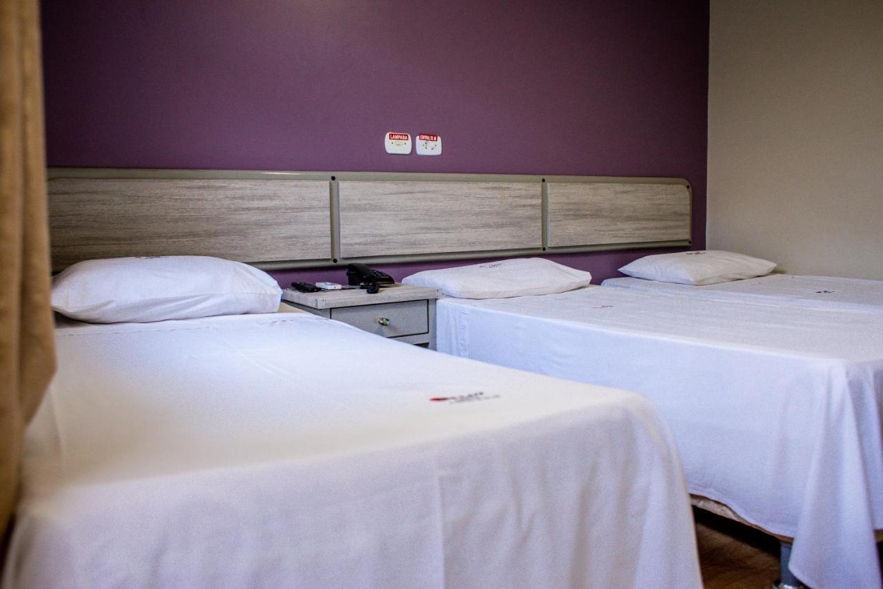 Ozaki'S Hotel Tailandia Bagian luar foto